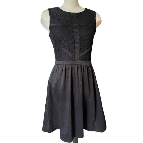 Taylor Black Lace Baby Doll Dress Sz 8 (Medium) Womens Sparkly with Pockets - Picture 8 of 14